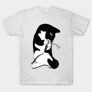 Cute Tuxedo Cat Karaoke Kitty Copyright by TeAnne T-Shirt